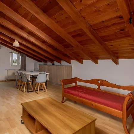 Willa Konstantinos Hilltop Vineyard Escape