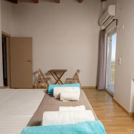 Вилла Konstantinos Hilltop Vineyard Escape *