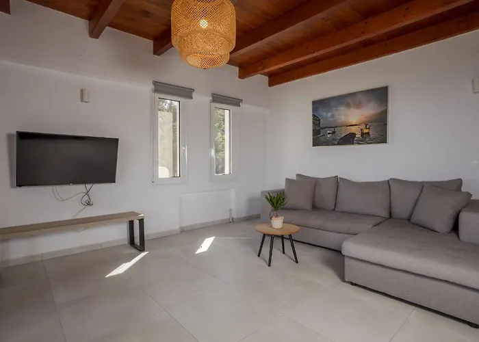 Konstantinos Hilltop Vineyard Escape Βίλα