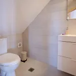 Konstantinos Hilltop Vineyard Escape خانيا