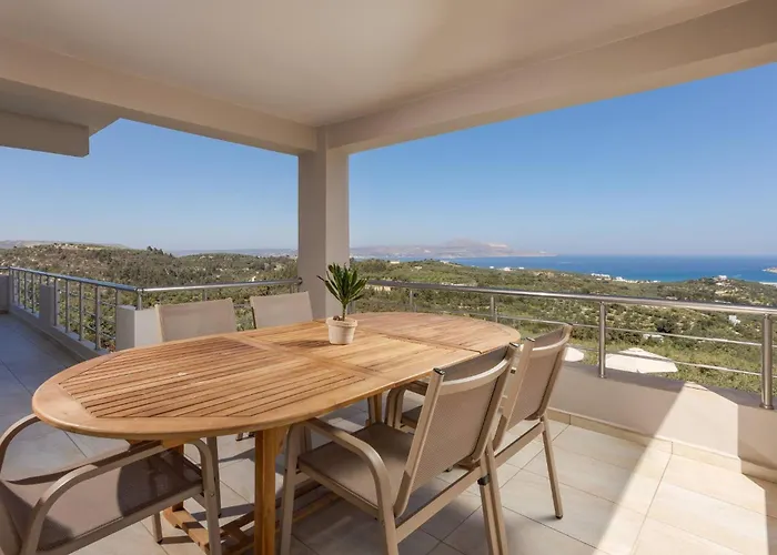 Konstantinos Hilltop Vineyard Escape *