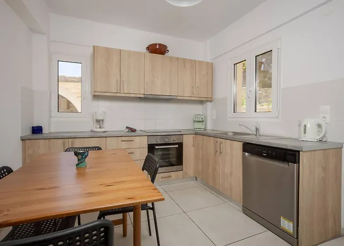 Вилла Konstantinos Hilltop Vineyard Escape